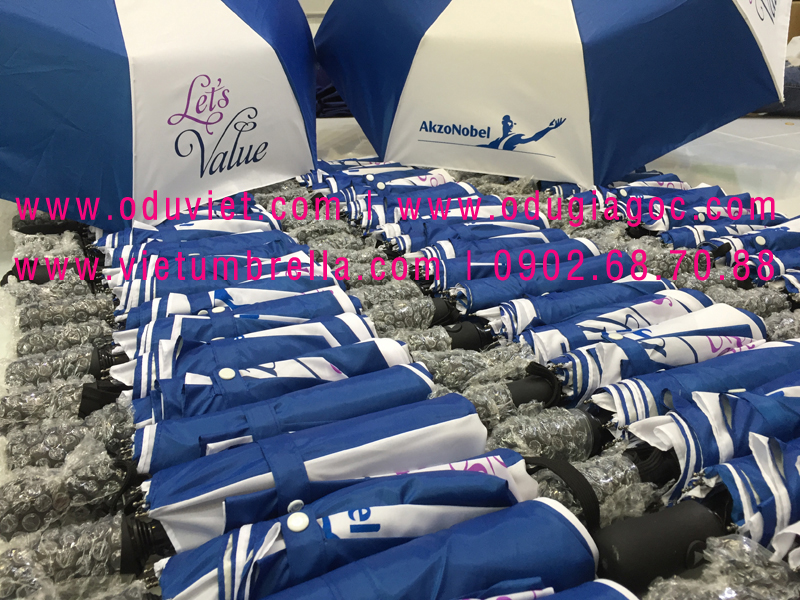xưởng sản xuất ô dù cầm tay in logo quảng cáo